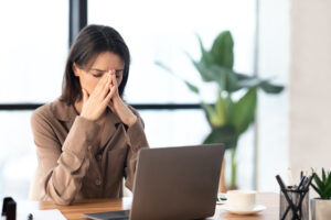 テレワークのストレス原因とその解消法とは？総務担当者が注意すべきこと
